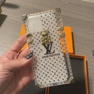 Apple iPhone 12 Pro phone case